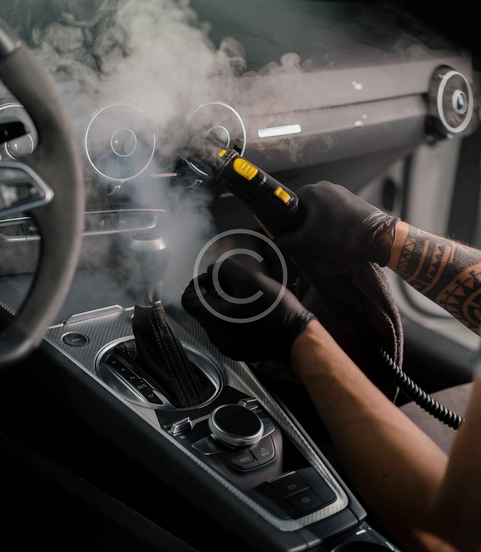 Servicii interior